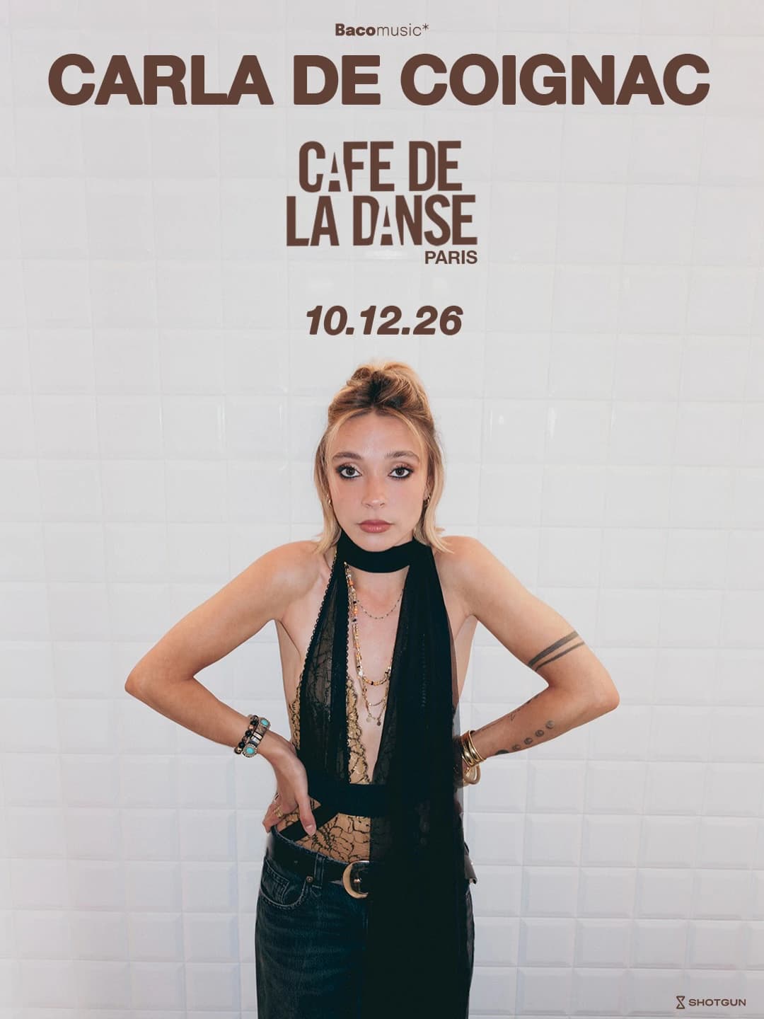 Affiche de La meuf qui fait des réécritures fait le café...