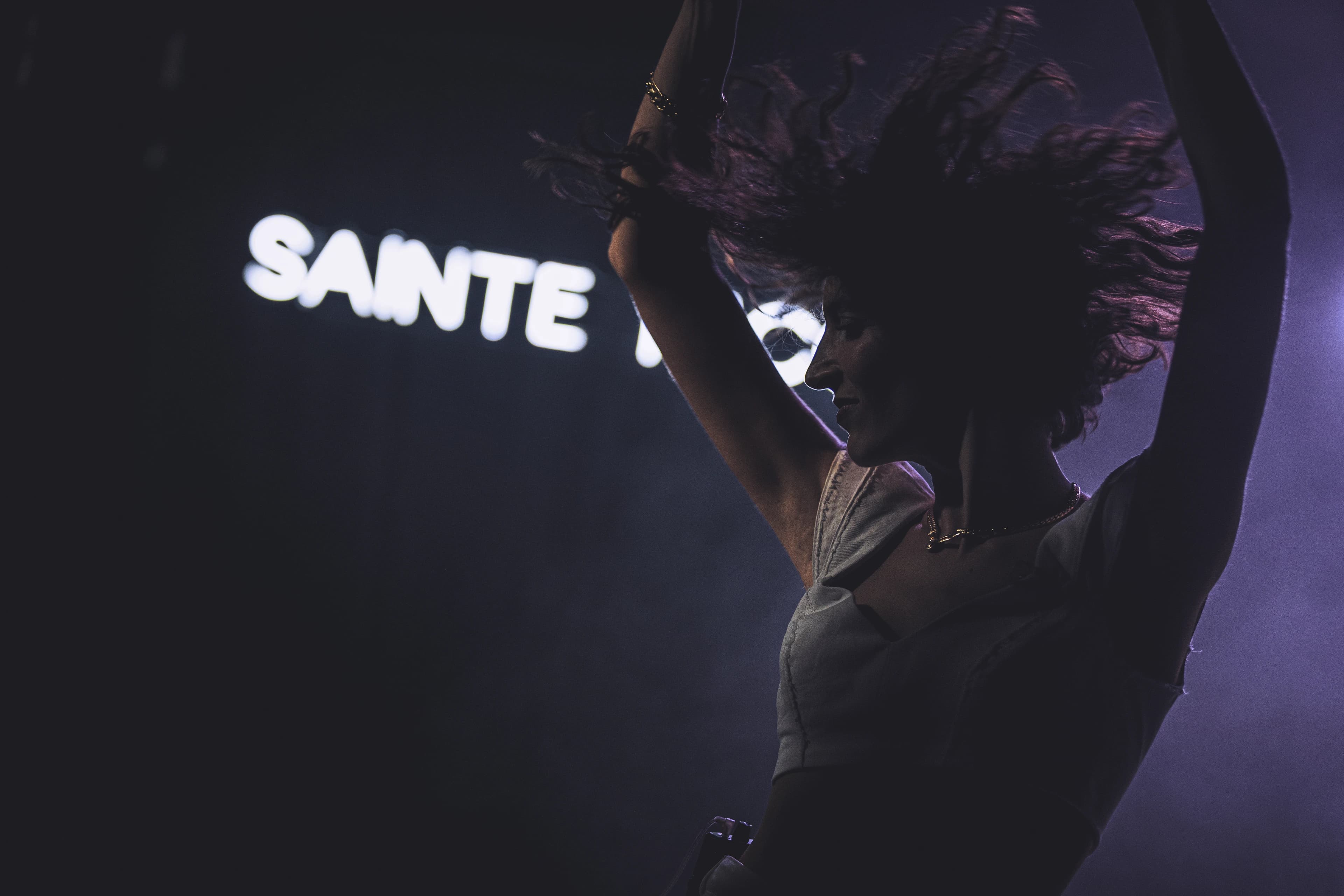 Sainte Nicole — 20261001_220354_TVDuNet_6E6A8290