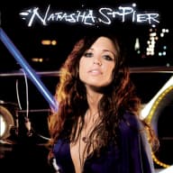 Pochette de Natasha St-Pier