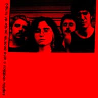 Pochette de Sophia Chablau e Uma Enorme Perda de Tempo