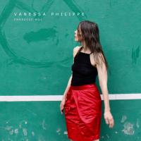Embrasse Moi - Vanessa Philippe